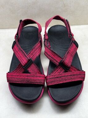 Fitflop Sling II Pink & Black Strappy Sport Summer Sandals Sz-9